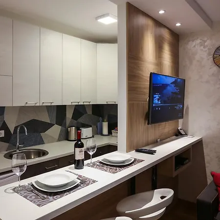 Apartment Promenada 30 Novi Sad Dış mekan fotoğraf